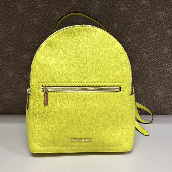 Michael Kors Handbags - SOLD🔥🔥🔥NEW Michael Kors Jessa Medium Leather Backpack